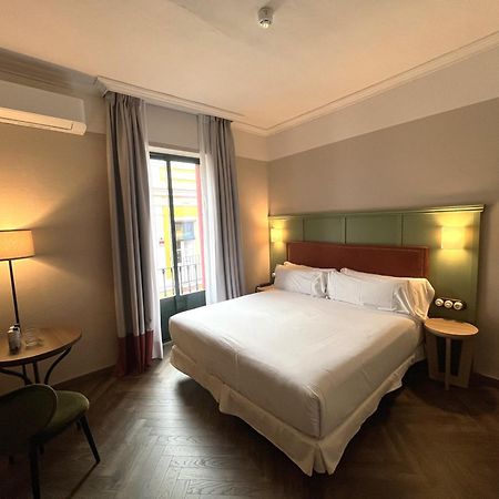 סביליה The Honest Hotel & Apartments מראה חיצוני תמונה
