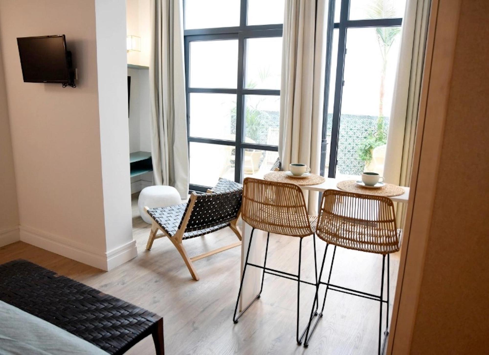 סביליה The Honest Hotel & Apartments מראה חיצוני תמונה
