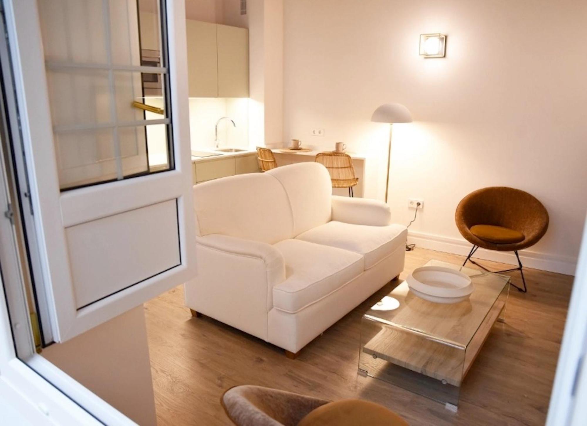סביליה The Honest Hotel & Apartments מראה חיצוני תמונה