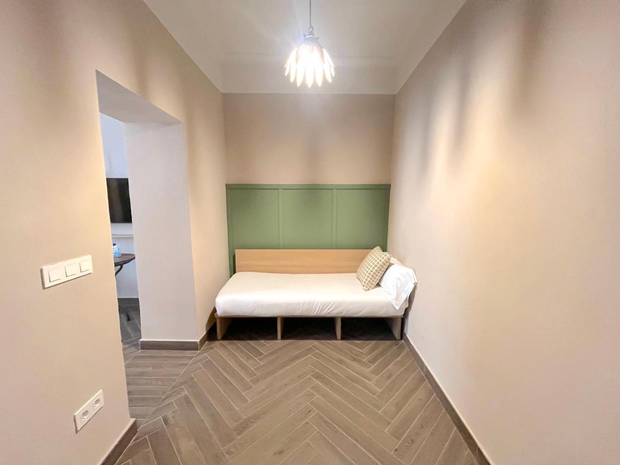 סביליה The Honest Hotel & Apartments חדר תמונה